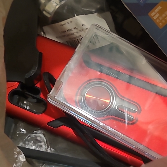 Bag full of phone chords,cases etc - Picture 3 of 5